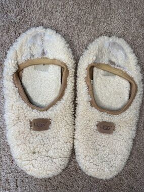 UGG Cream Sherpa Ballet Slippers with Leather Logo